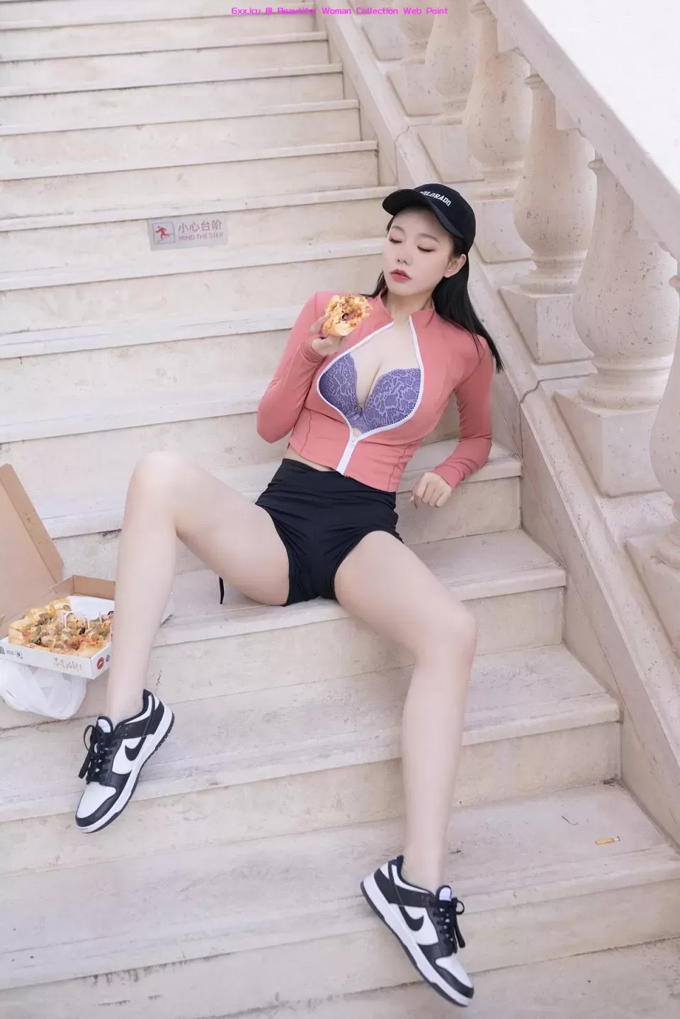 美女收集